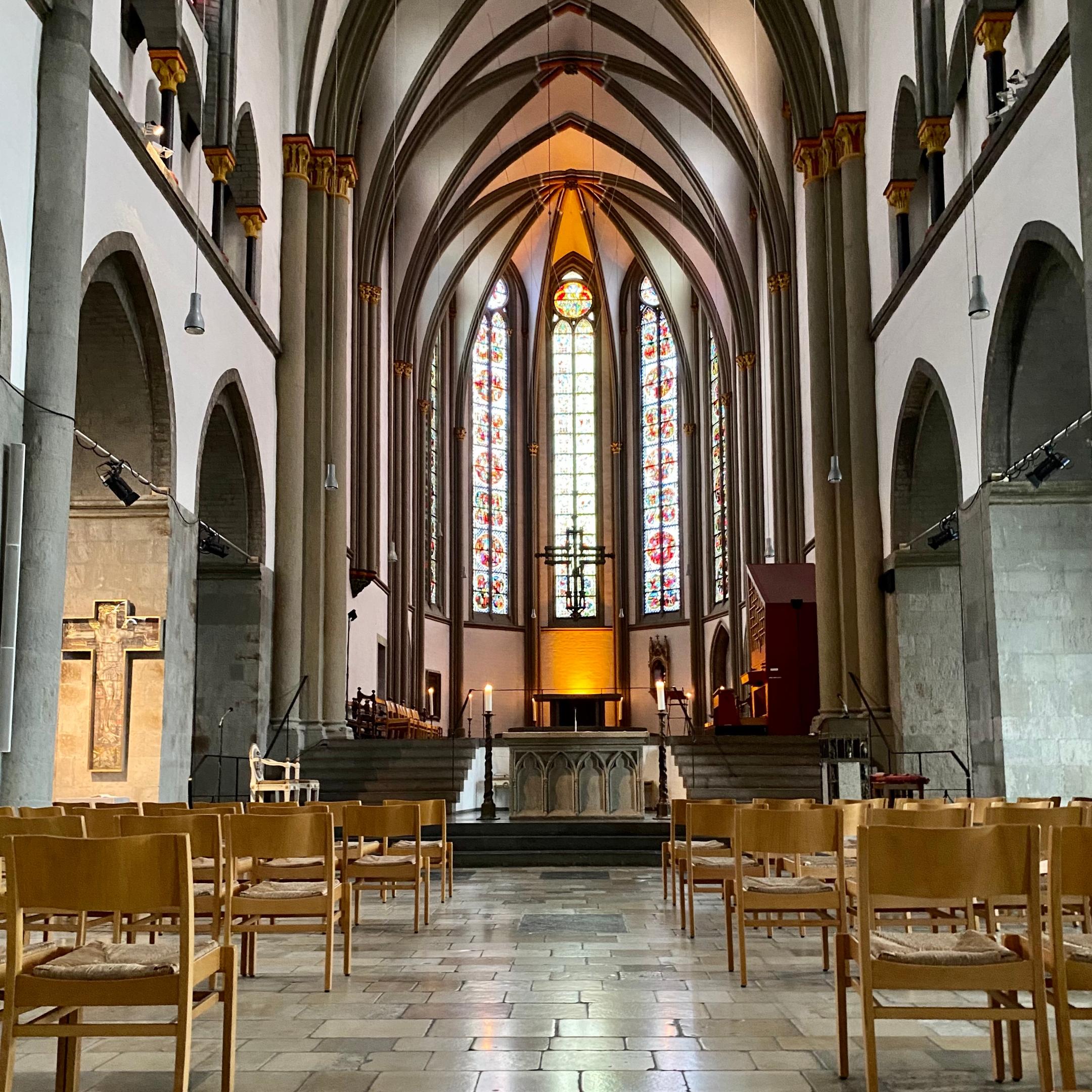 Münster-Basilika St. Vitus Mönchengladbach Innenansicht