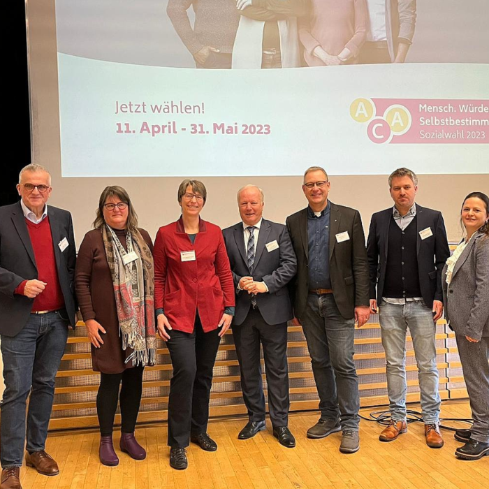 v.li.: Jürgen Hopf (BVEA) Claudia Braun (BVEA), Lucia Schneider-Adams (KAB), Peter Weiß (Bundesbeauftragter), Andreas Luttmer-Bensmann (KAB), Alexander Suchomsky (ACA- Bundesgeschäftsführer), Kathrin Zellner, (stellv. Bundesvorsitzende ACA), Sven-Marco Meng (Kolping).